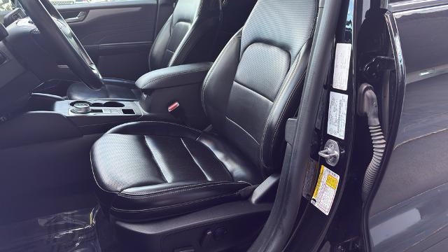 2024 Ford Escape Platinum
