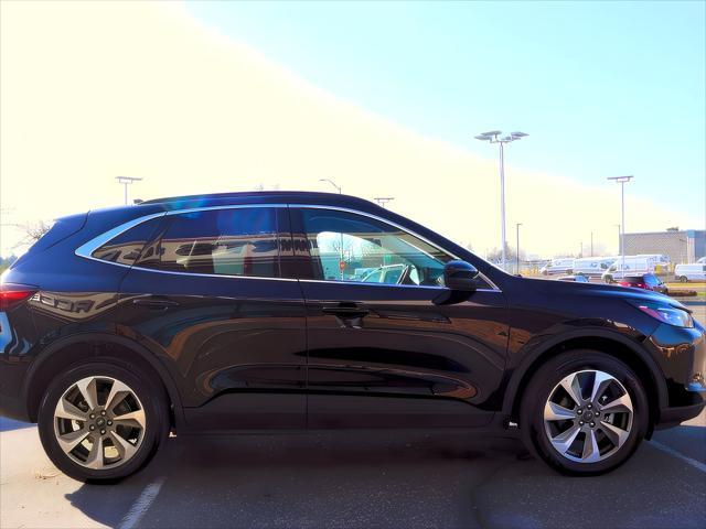 2025 Ford Escape - $26,999