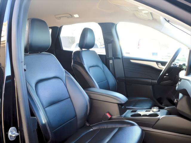 2025 Ford Escape - $26,999