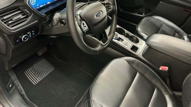 2025 Ford Escape Platinum