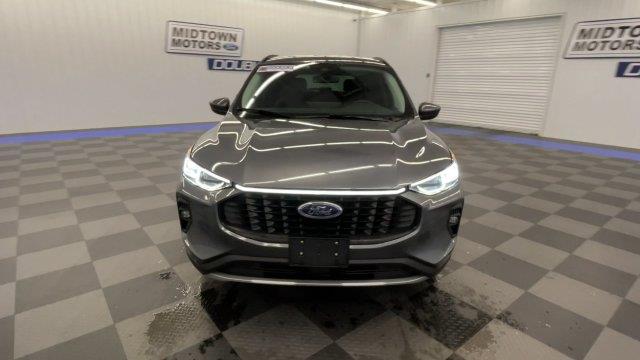 2025 Ford Escape - $27,998