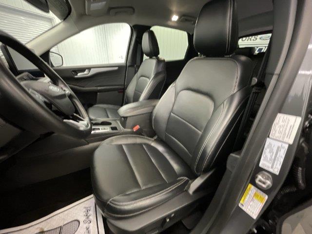 2025 Ford Escape - $27,998