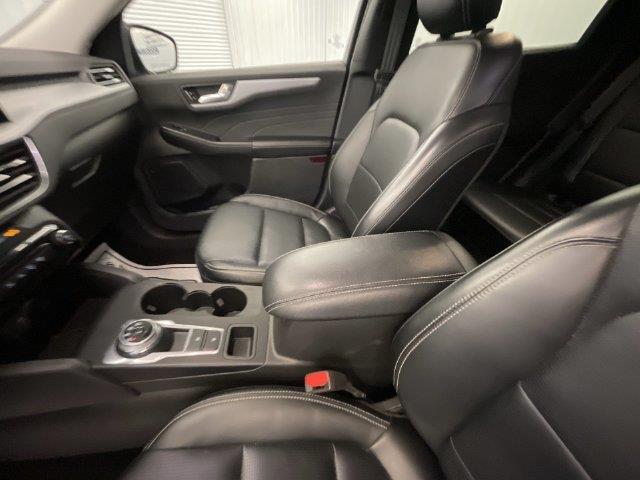 2025 Ford Escape - $27,998