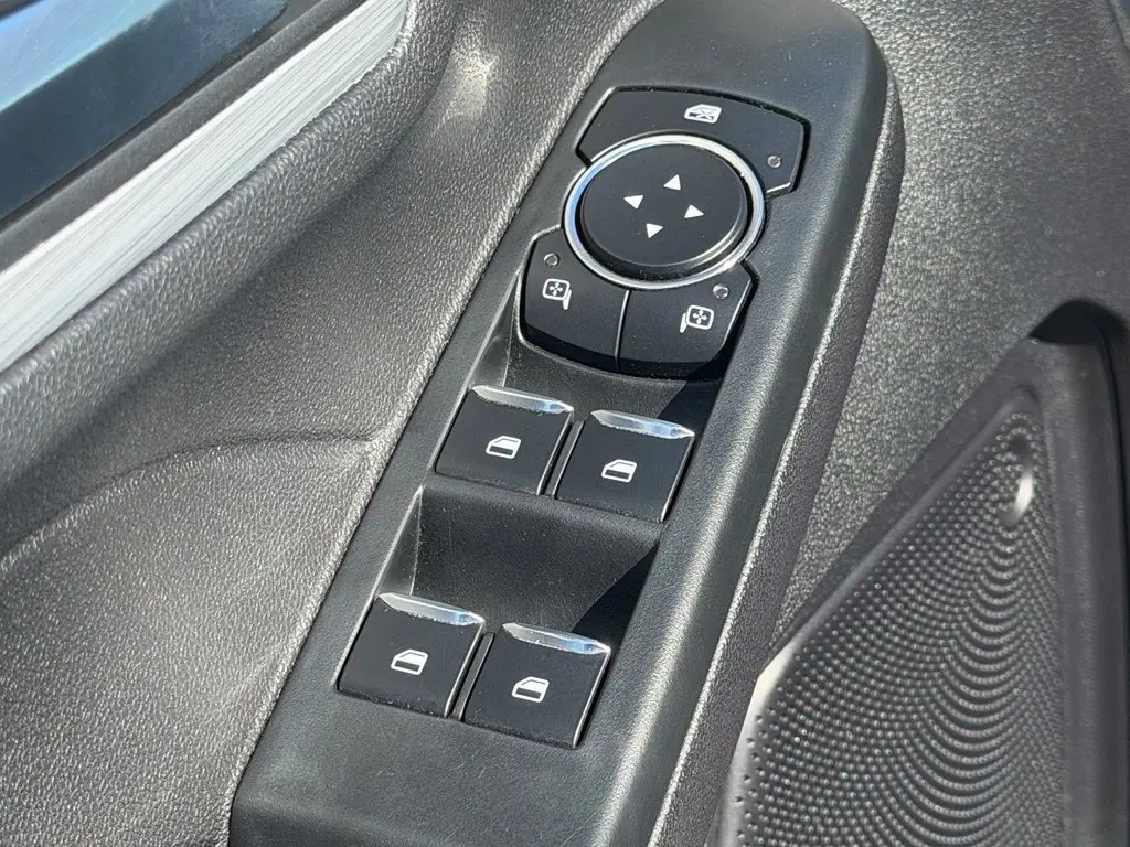 2025 Ford Escape - $28,991