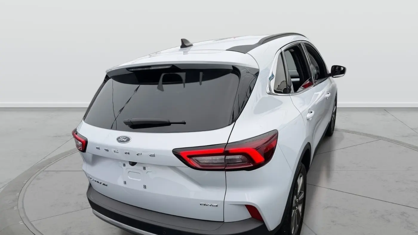2025 Ford Escape Platinum