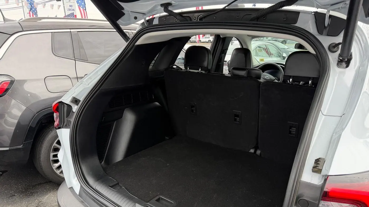 2025 Ford Escape Platinum