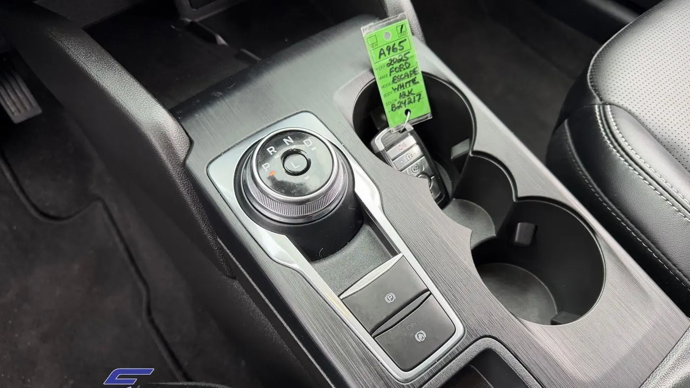 2025 Ford Escape Platinum