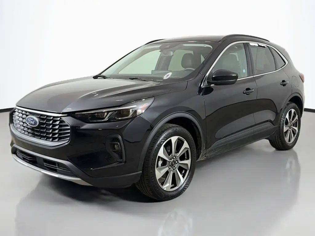 2025 Ford Escape - $24,649