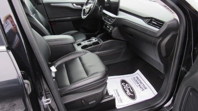 2023 Ford Escape Platinum