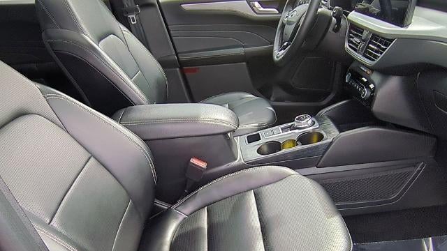 2023 Ford Escape Platinum