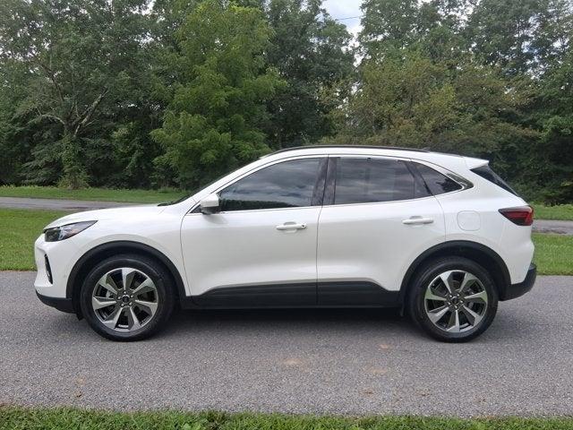 2023 Ford Escape - $27,995