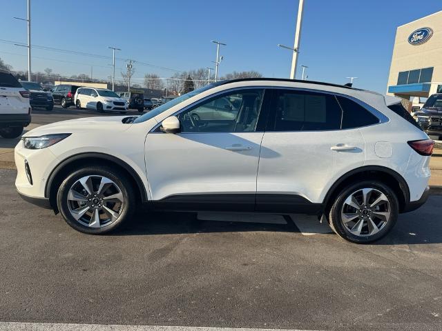 2023 Ford Escape - $28,603