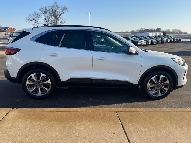 2023 Ford Escape - $28,603