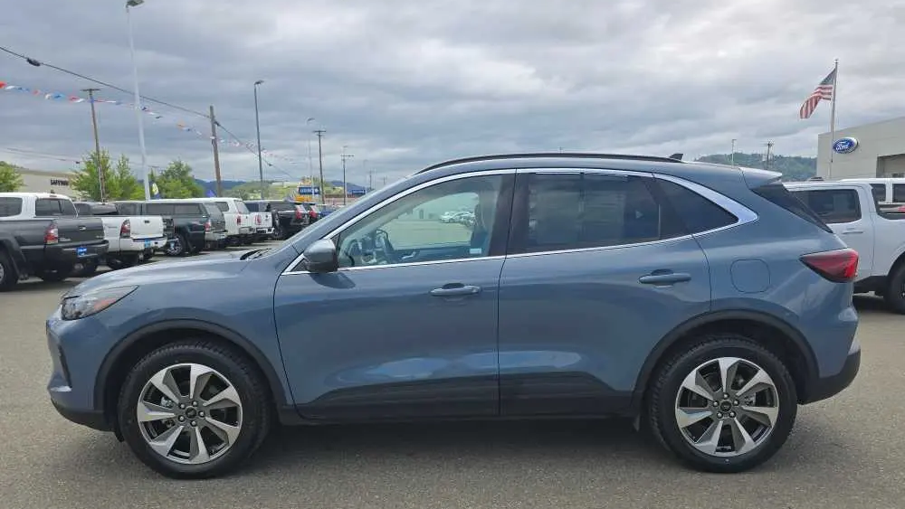2024 Ford Escape Platinum