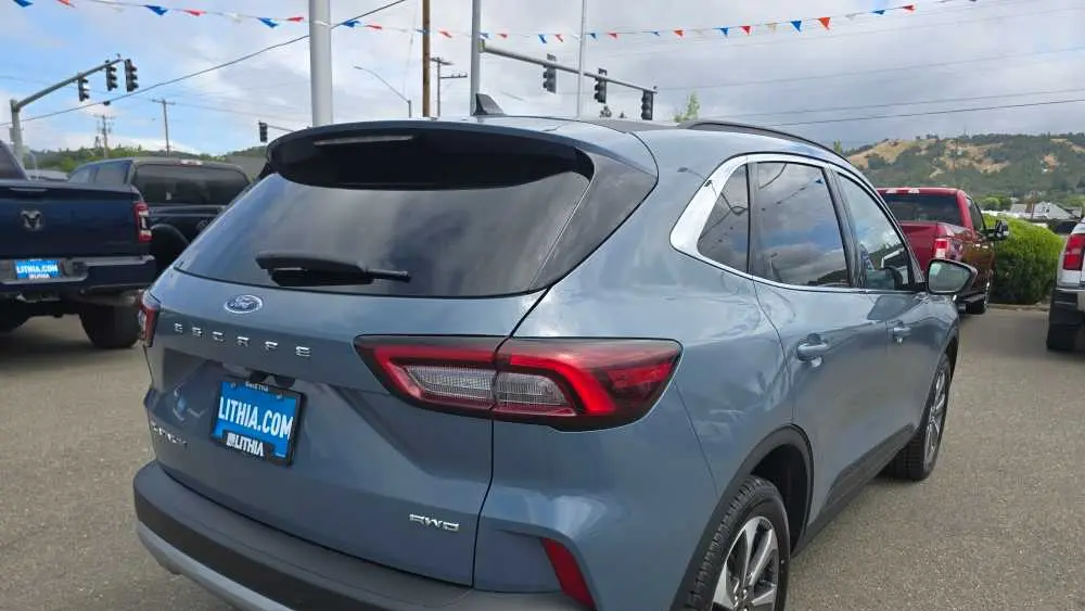 2024 Ford Escape Platinum