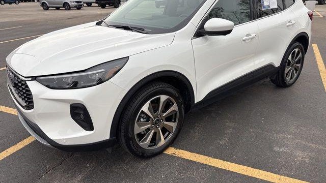 2024 Ford Escape Platinum