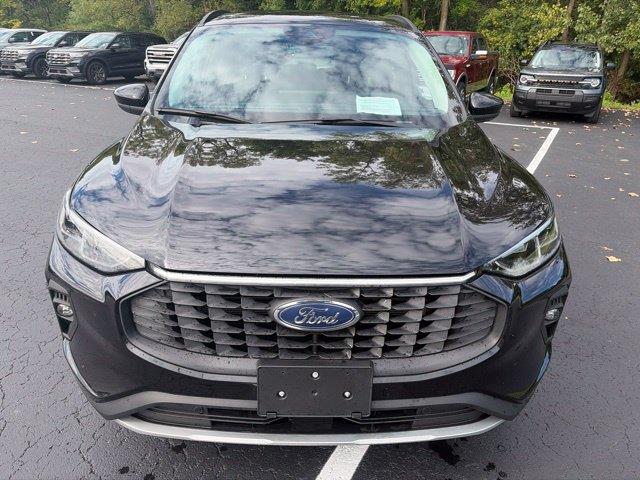 2025 Ford Escape - $25,490
