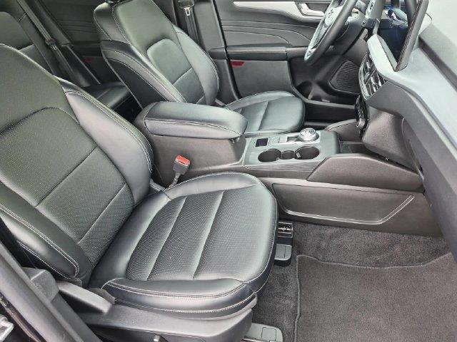 2025 Ford Escape - $25,490