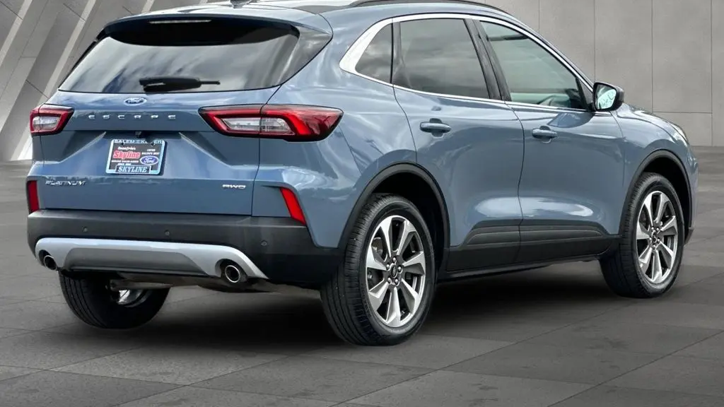 2025 Ford Escape Platinum