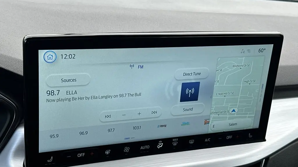 2025 Ford Escape Platinum