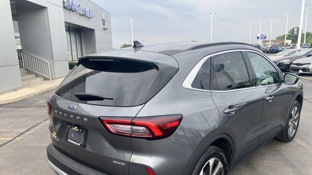 2025 Ford Escape Platinum