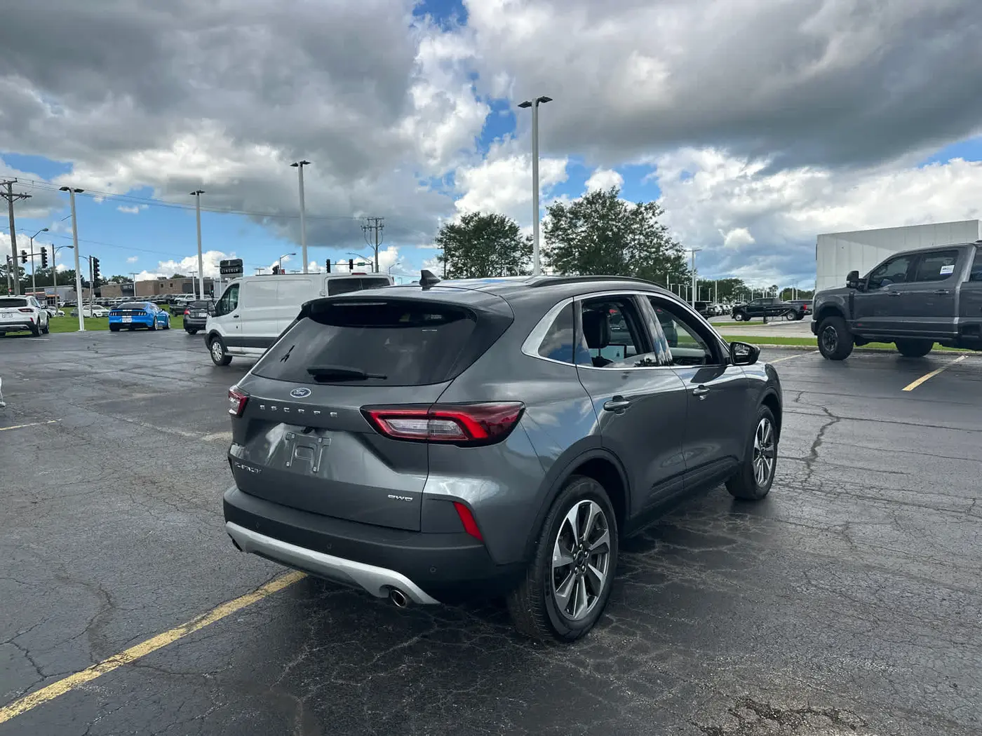 2025 Ford Escape - $26,990