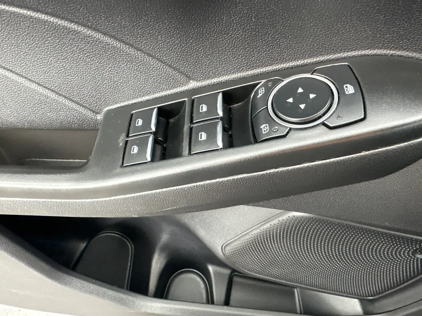 2025 Ford Escape - $26,990