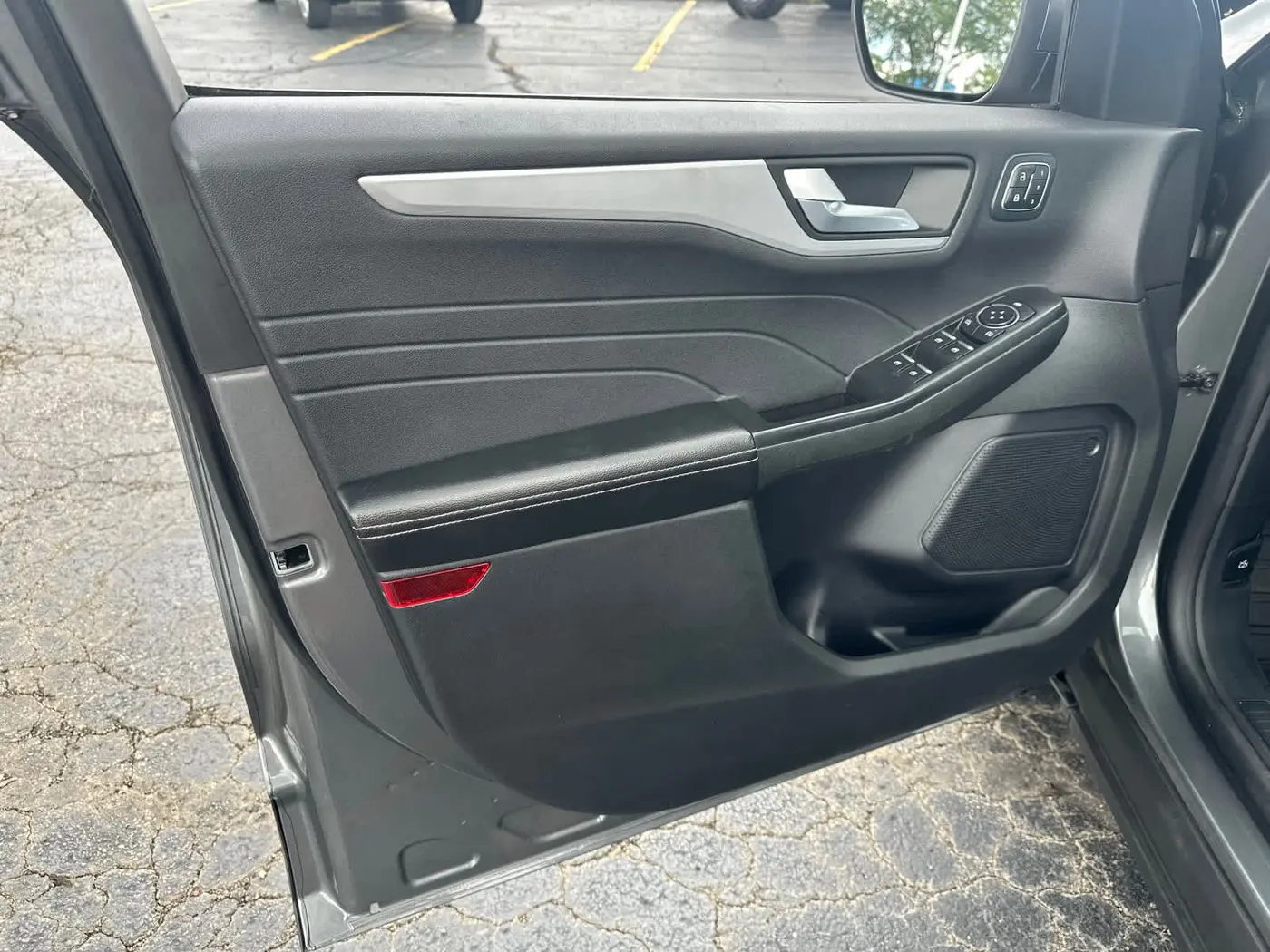2025 Ford Escape - $26,990