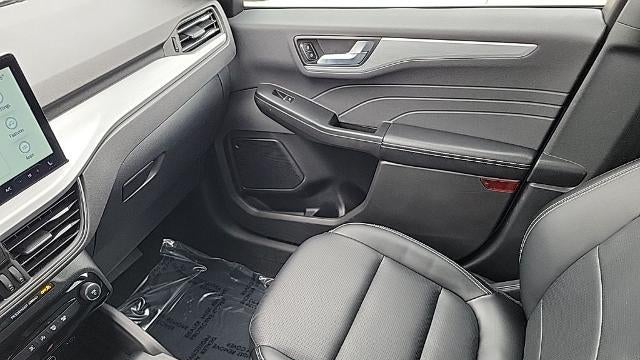 2025 Ford Escape Platinum
