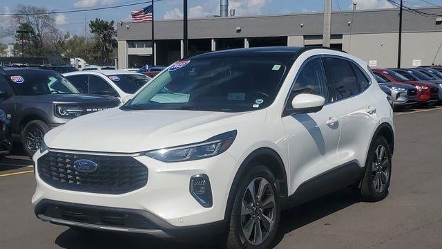 2023 Ford Escape Platinum
