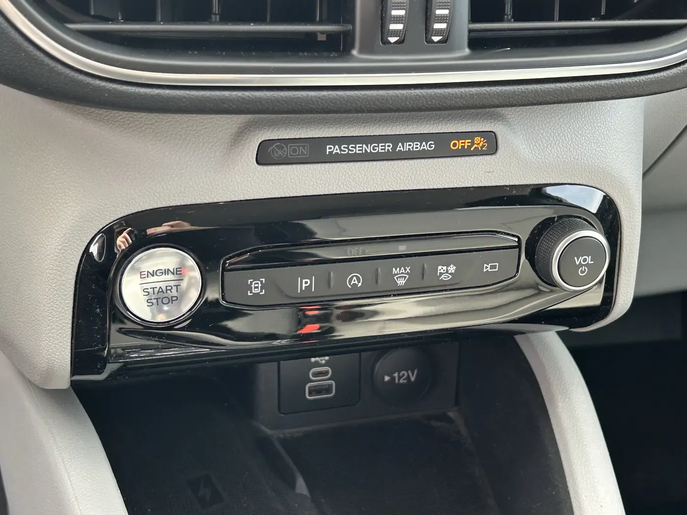 2024 Ford Escape - $22,965