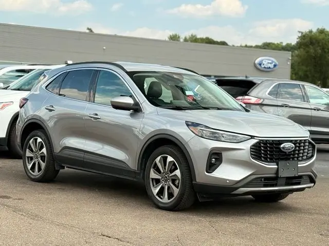 2024 Ford Escape - $23,500