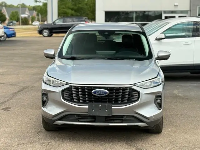 2024 Ford Escape - $23,500