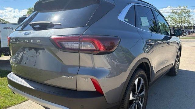 2024 Ford Escape Platinum