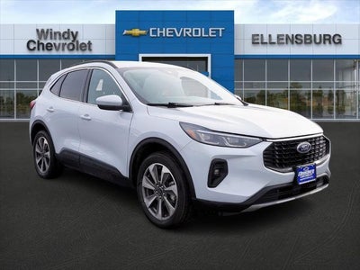 2025 Ford Escape AWD Platinum 4DR SUV