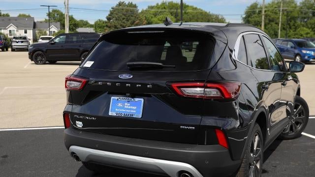 2025 Ford Escape Platinum