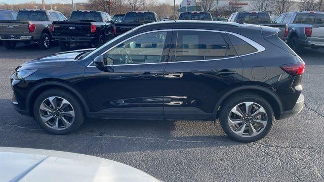 2025 Ford Escape Platinum