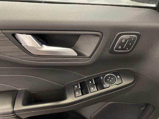 2025 Ford Escape - $27,998