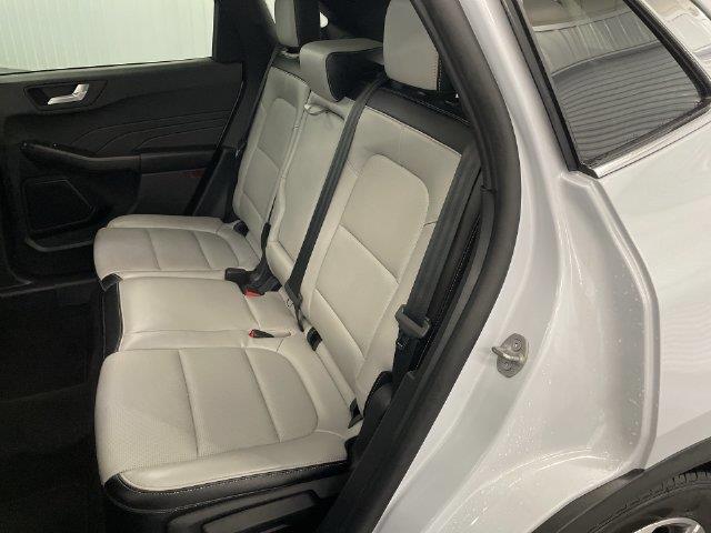 2025 Ford Escape - $27,998