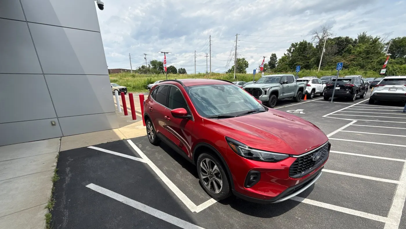 2024 Ford Escape Platinum