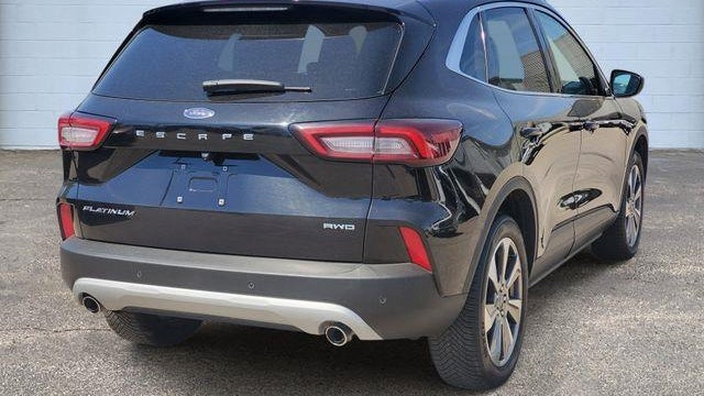 2025 Ford Escape Platinum