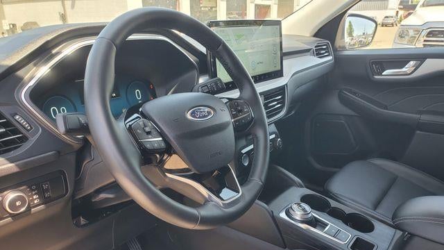 2025 Ford Escape Platinum