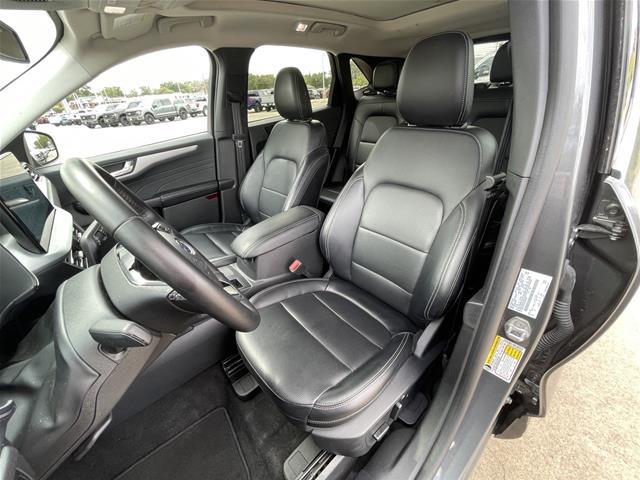 2025 Ford Escape - $27,895