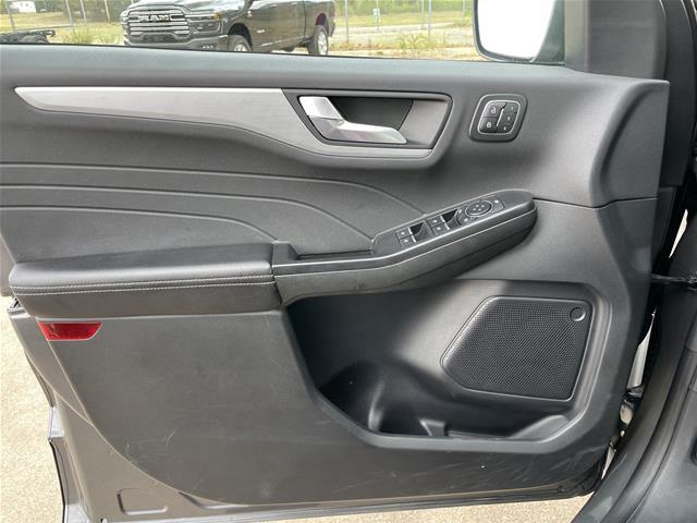 2025 Ford Escape - $27,895