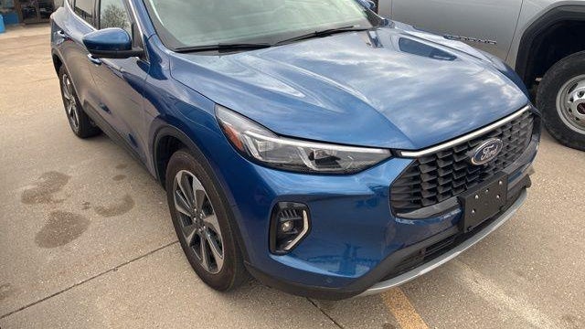 Preowned 2023 Ford Escape Platinum for Sale