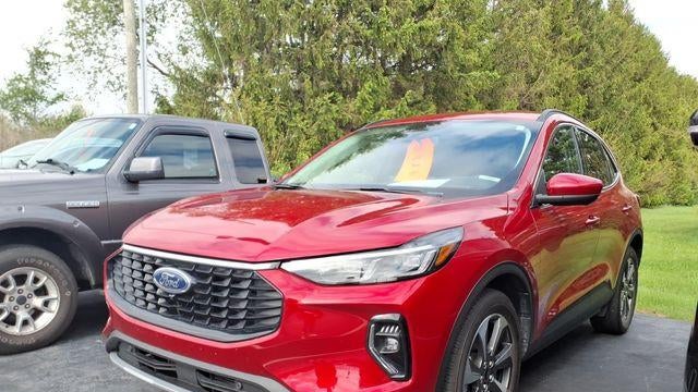 2023 Ford Escape Platinum