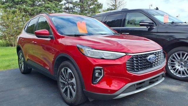 2023 Ford Escape Platinum