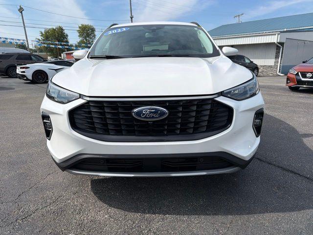 2023 Ford Escape Platinum — photo 1 of 12
