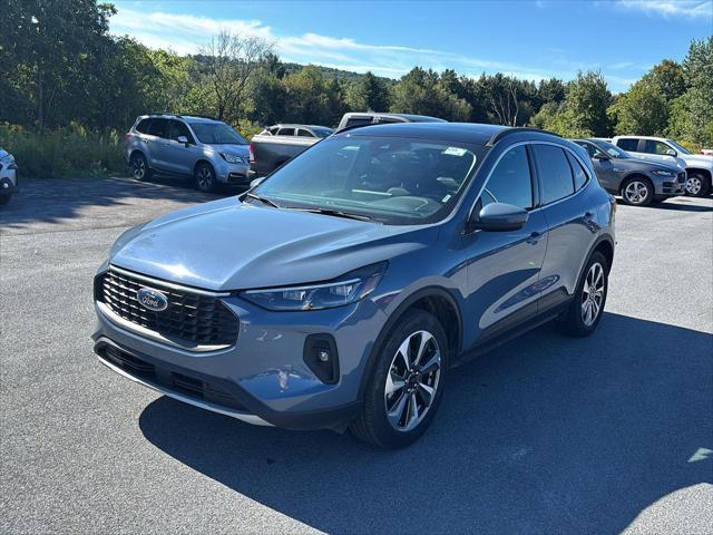 2025 Ford Escape - $26,999
