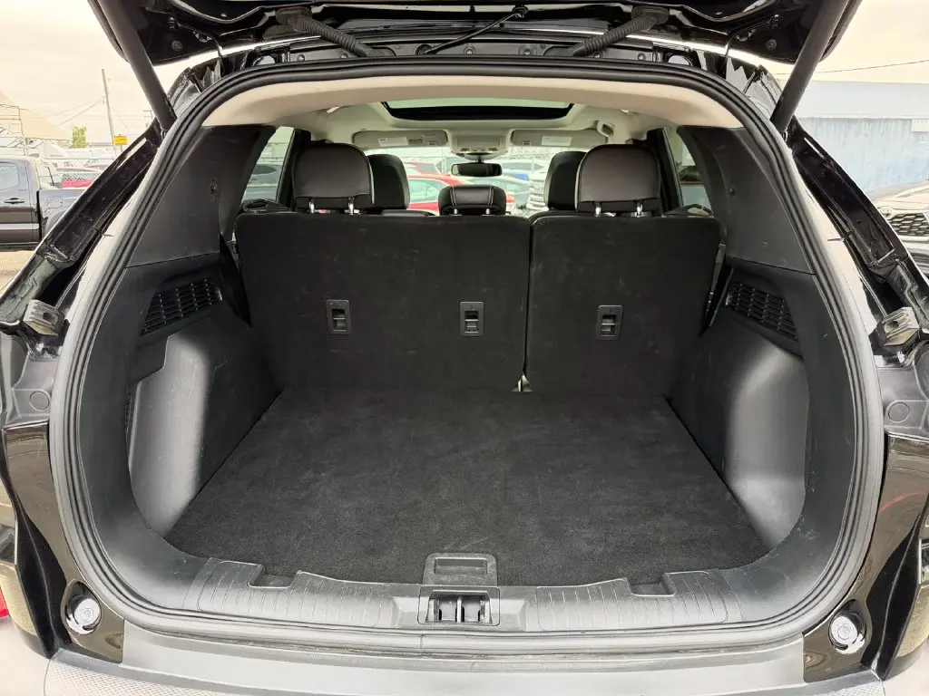 2025 Ford Escape - $28,775